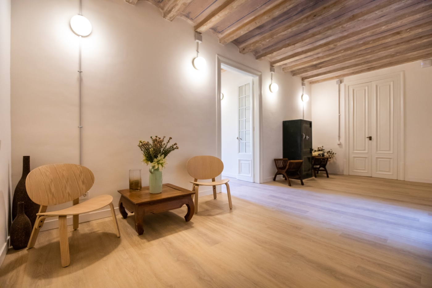 CHARMING SUITE IN RESTORED CO-LIVING in BARCELONA