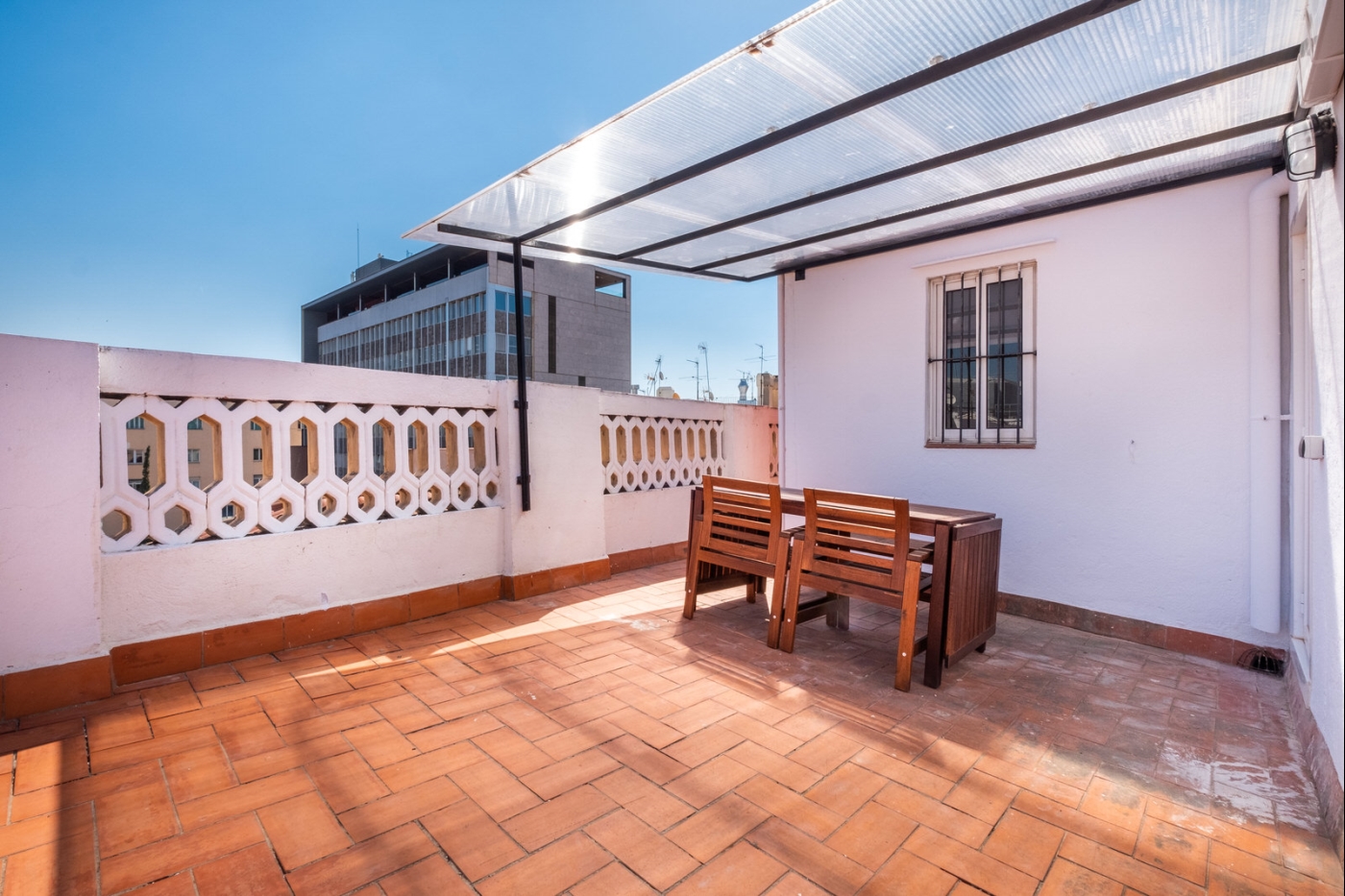 BEAUTIFUL PENTHOUSE WITH TERRACE IN EL GOTICO in BARCELONA
